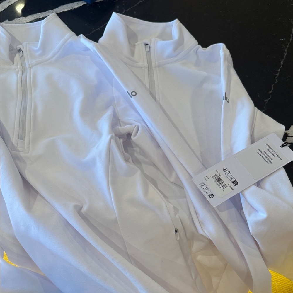 ALO Yoga Alosoft 1/2 Zip Pullover White Mock Neck Sweatshirt NWT - Picture 7 of 8